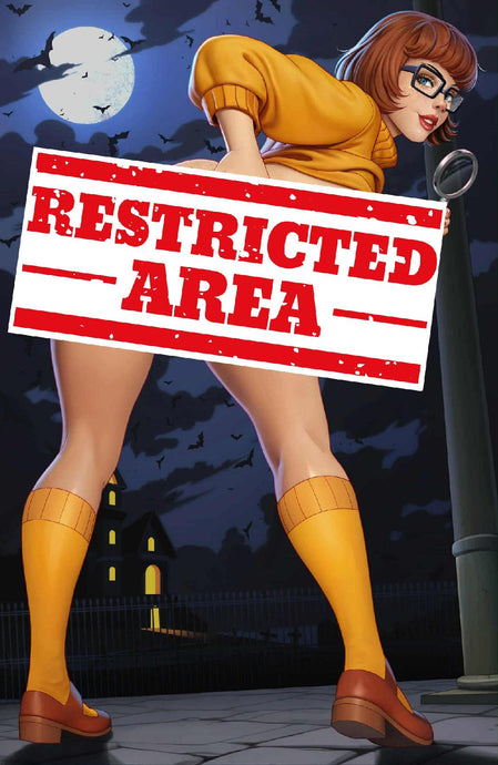 Velma & Daphne Cosplay 2 Book Set by Vector Bigg Pigg Origin Story BooKoo Exclusive Limited to 100